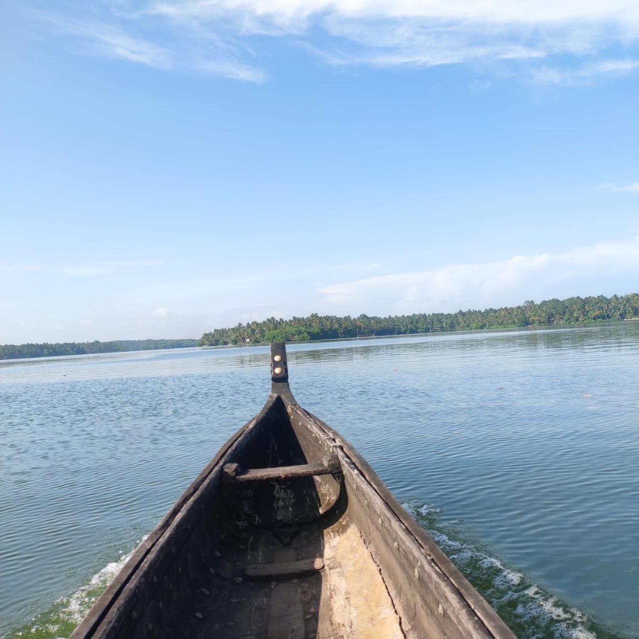 Munroe Inn Homestay Kollam Kültér fotó